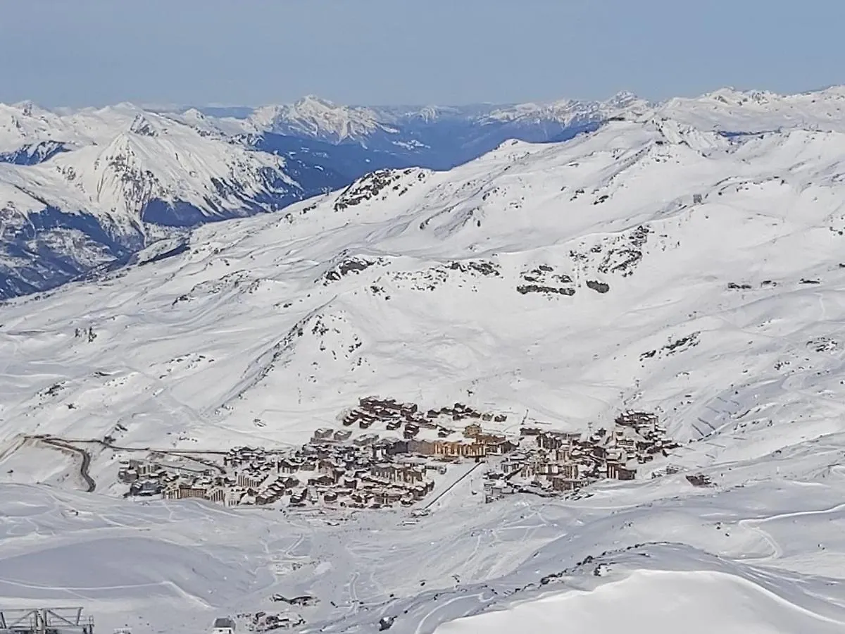 Val Thorens Appartement Vue Sur La Montagne, Au Pied Des Pistes 512 Apartment